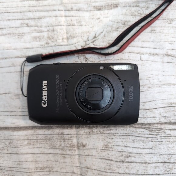 Canon PowerShot SD4000 IS Digital Camera Black 10MP Tested – No Charger - Picture 2 of 9